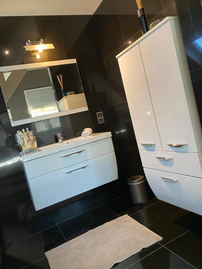 Cosy Studio Met Zwembad Beringen Kültér fotó